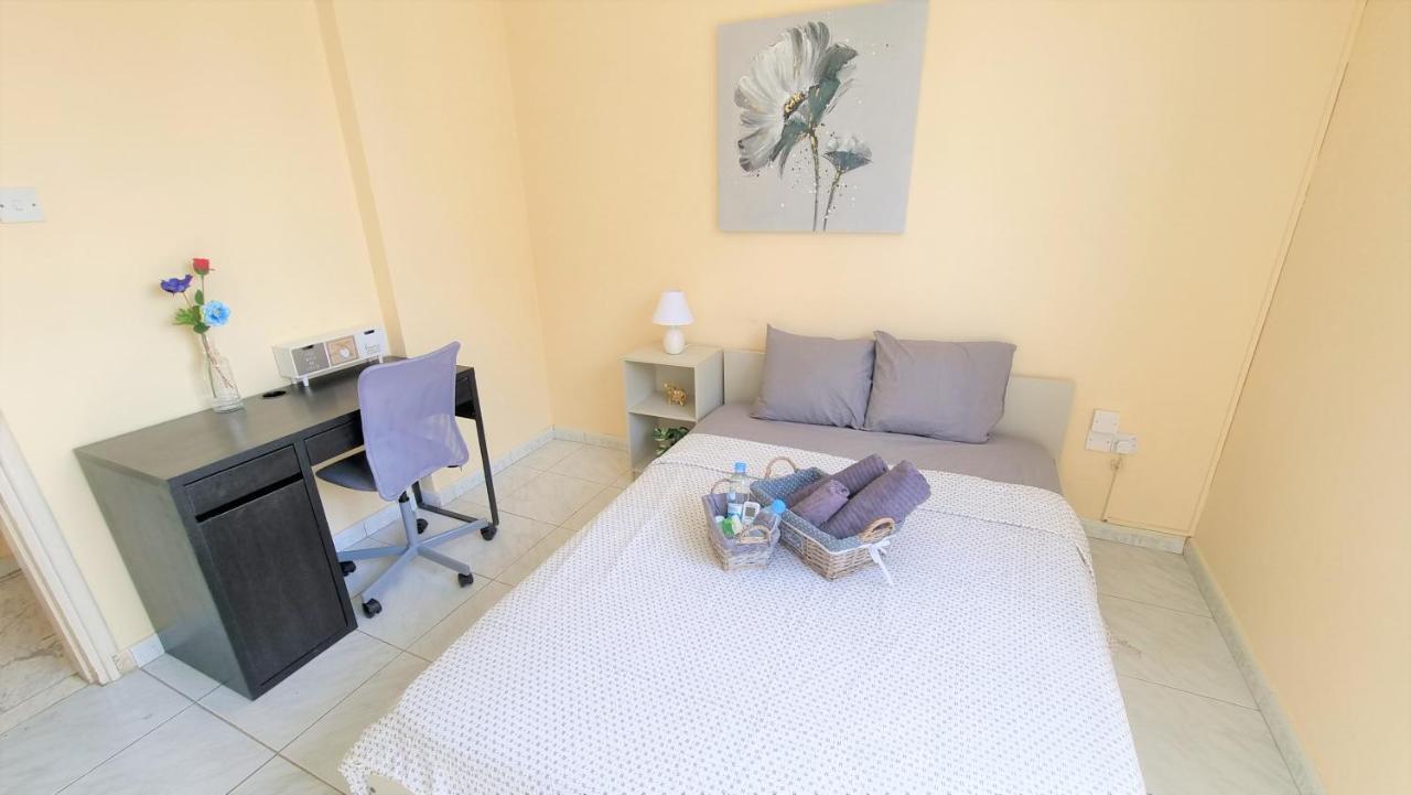 Comfy Rooms In A Shared Apartment Near Salt Lake With Internet And Netflix Larnaca Exterior photo